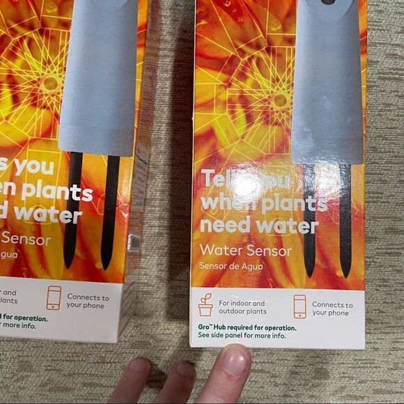 Set of 2 Scott’s Gro Water sensors New In Box seal never broken - Picture 2 of 8